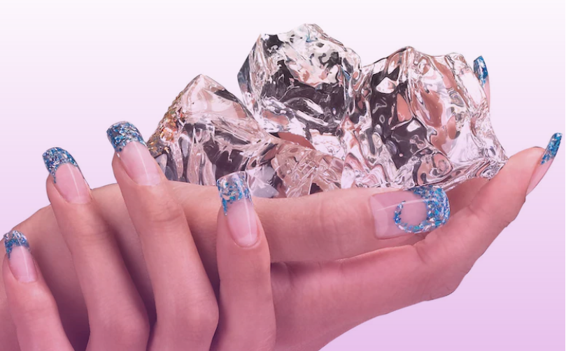 A QUICK GUIDE ON ESSENTIAL ITEMS EVERY NAIL-ART ENTHUSIAST MUST PURCHASE -TIPS AND MORE.